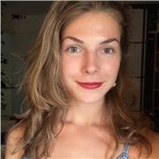 Filológa francesa con DALF C2 ofrece clases de francés online